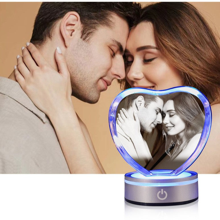 Veilleuse en cristal gravée en forme de cœur transfrontalière, ornement en cristal personnalisé, cadeau de mariage pour la Saint-Valentin 